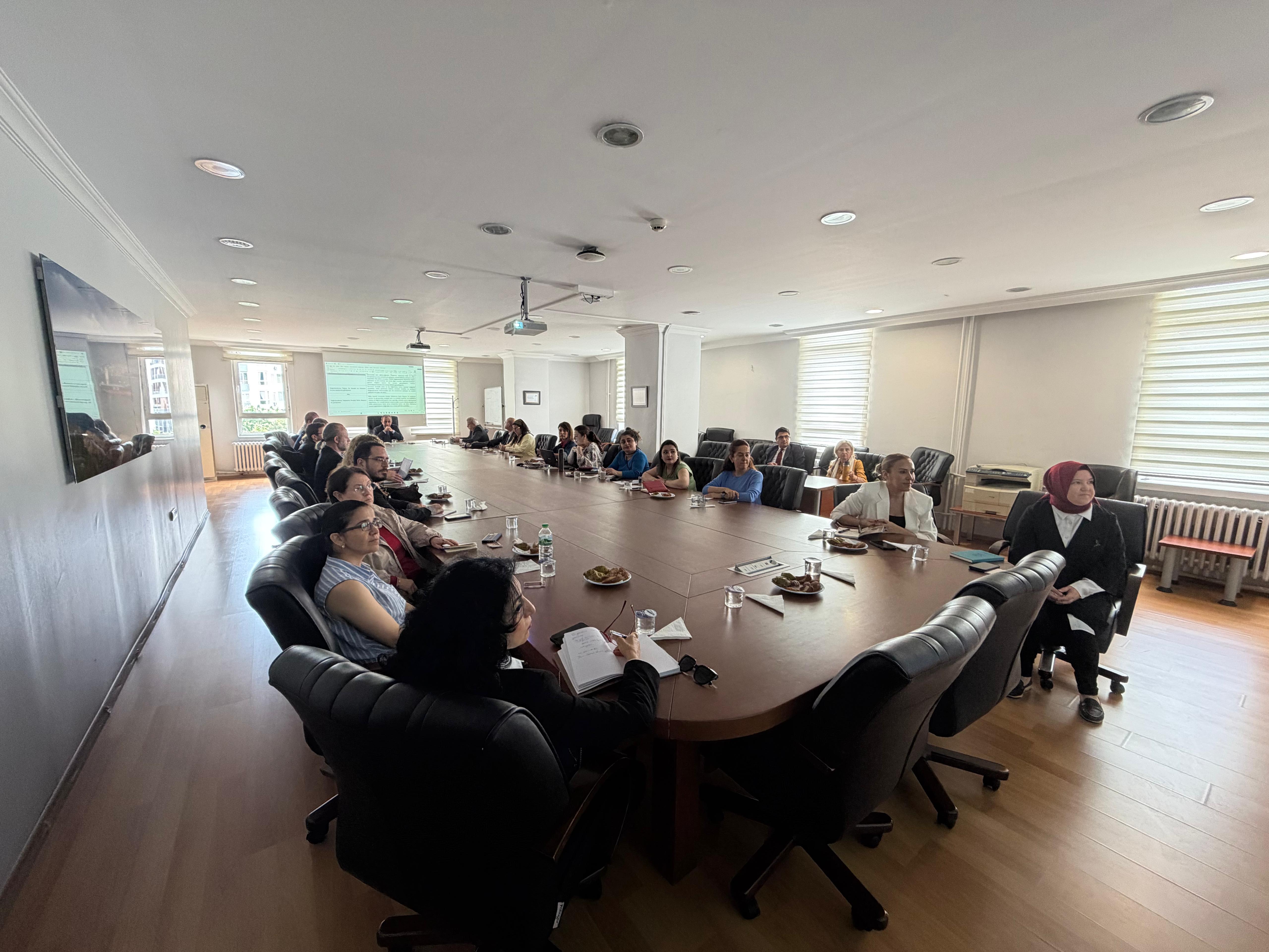 5 Web.jpeg (1.54 MB)